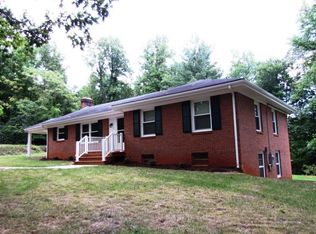 22 Candlewood Ln, Ferrum, VA 24088