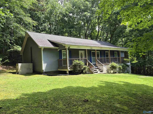 3805 Fall Bluff Dr SW, Decatur, AL 35603