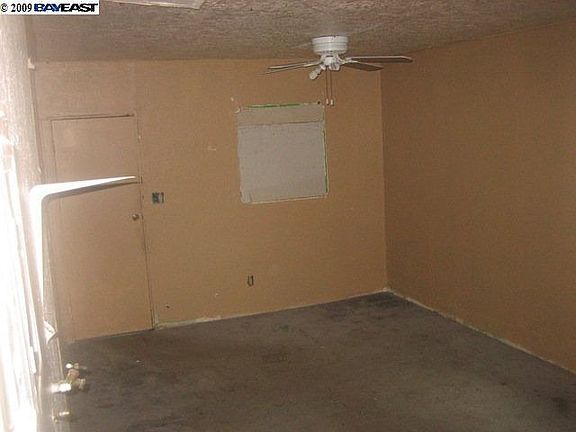 3rd image of 22431 Sonoma St