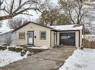 908 Kent Dr, Belton, MO 64012