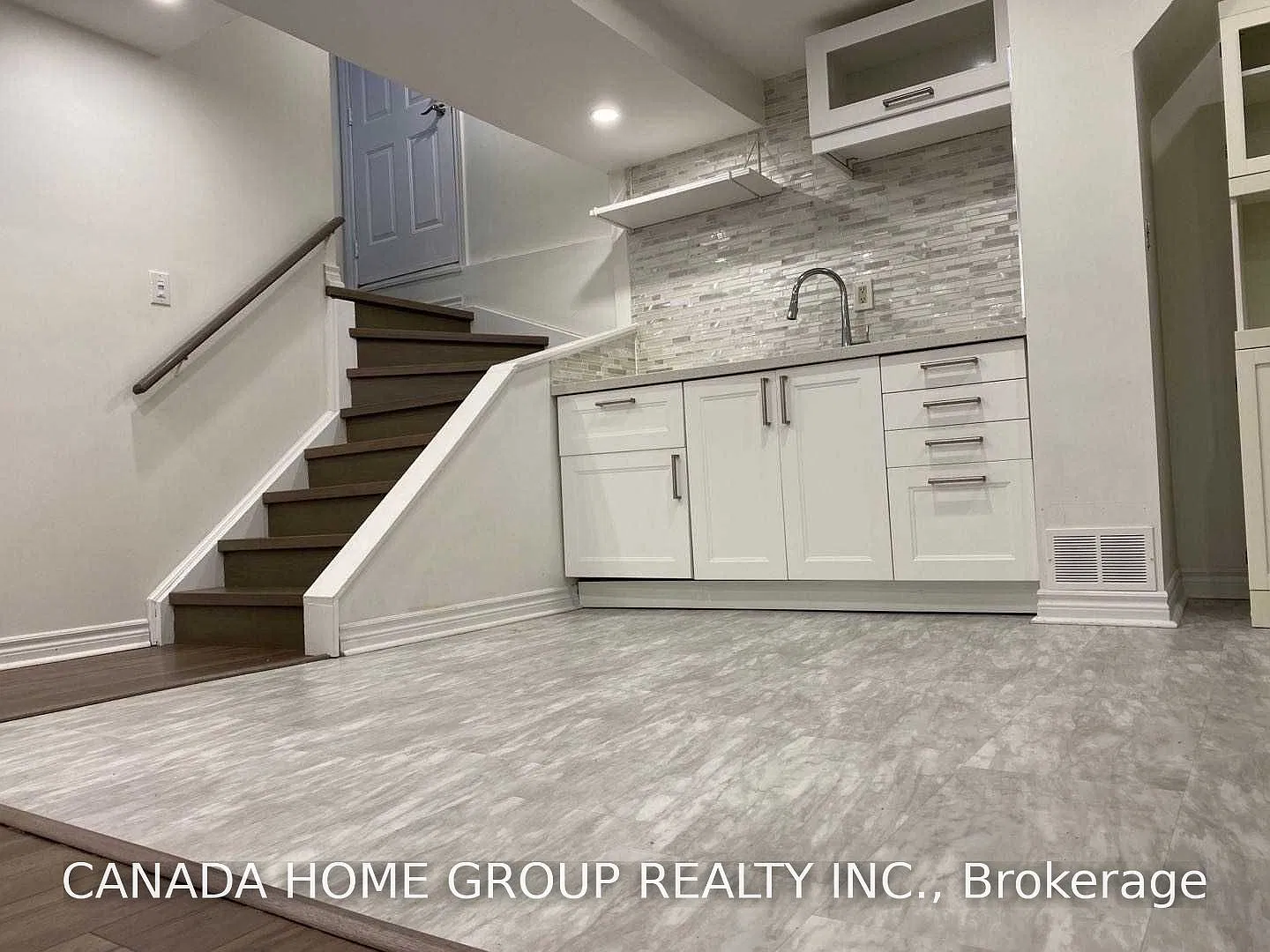 1 bed, $1,560 — Photo 2