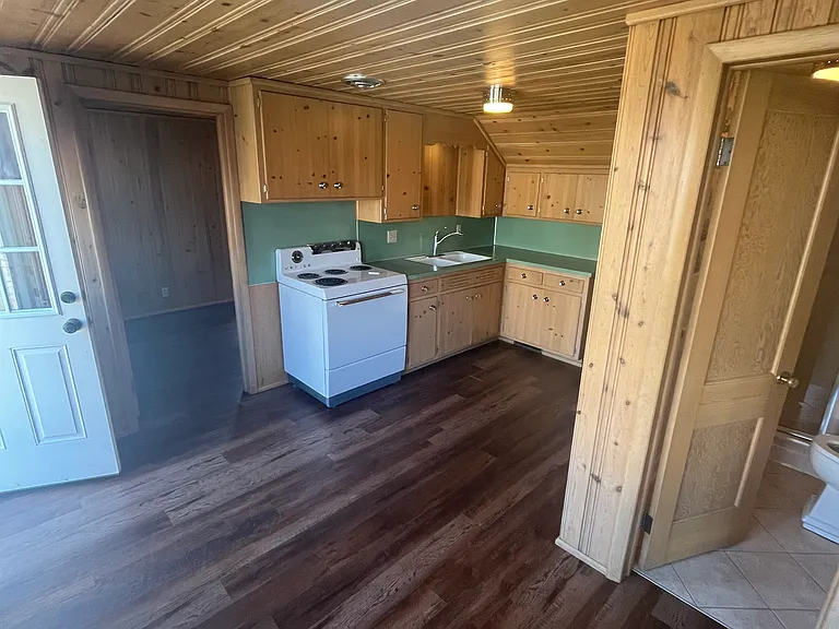 6 E Mechanic St #2 — Photo 1