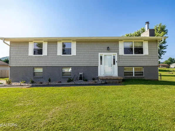 2026 Independence Dr, Maryville, TN 37803