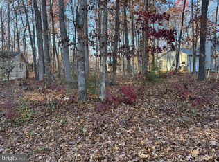 106 Monument Rd, Locust Grove, VA 22508