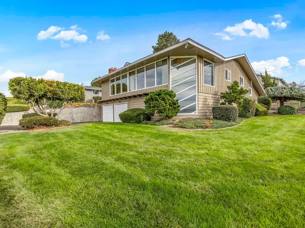 1235 Cherry Ave, Sunnyside, WA 98944