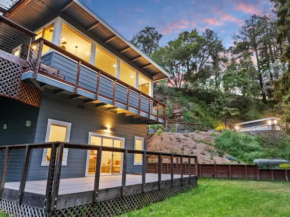 3182 Old San Jose Rd, Soquel, CA 95073
