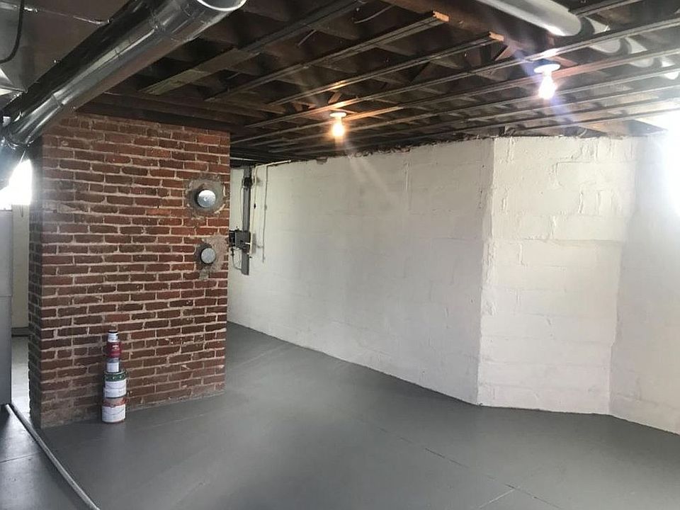 1st image of 3854 Standish Ave