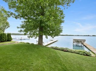 3472 Lake Dr, Hartford, WI 53027