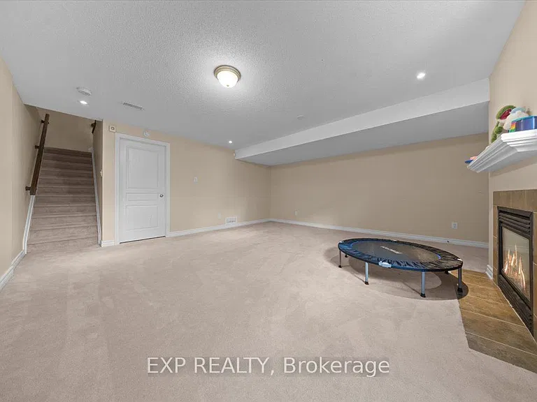 222 Badgeley Ave — Photo 21
