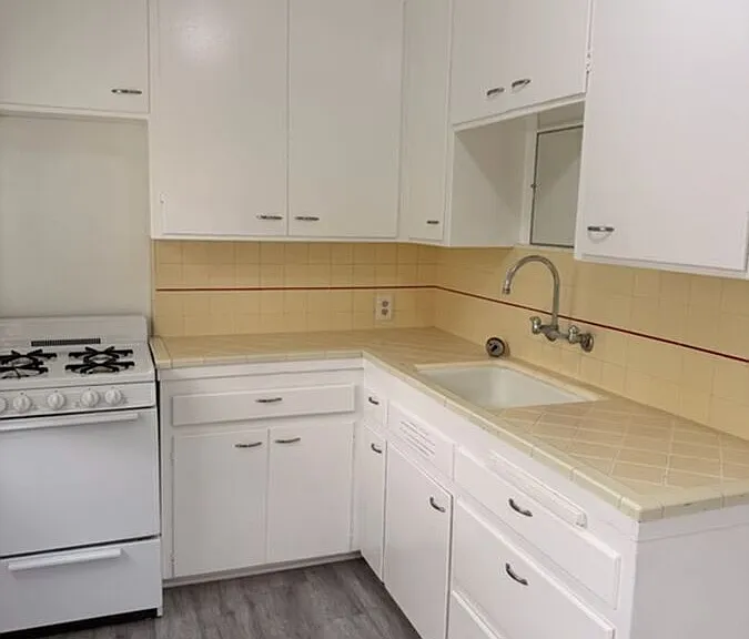 398 W Sierra Madre Blvd #2 — Photo 11