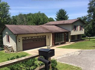 22 Johnstone Rd, South Charleston, WV 25309