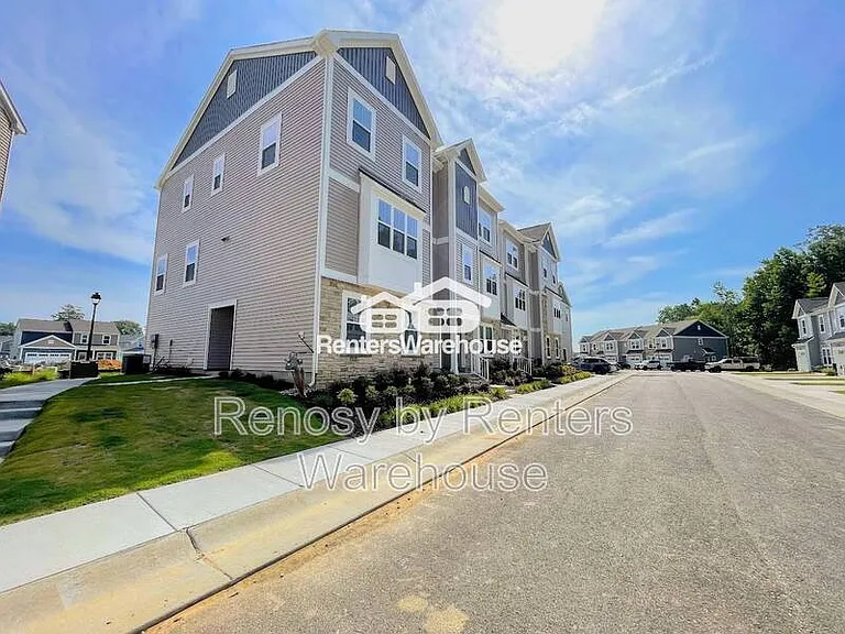 1005 Serene Rd #103 — Photo 1