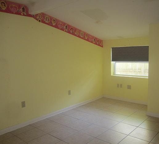 1st image of 4521 W Fig St