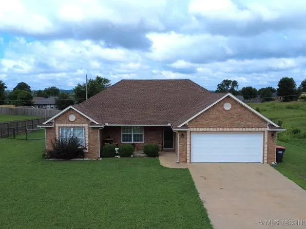 14899 N Trent St, Tahlequah, OK 74464