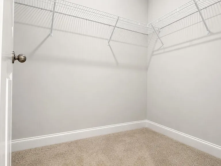 820 Alma Square Dr — Photo 18