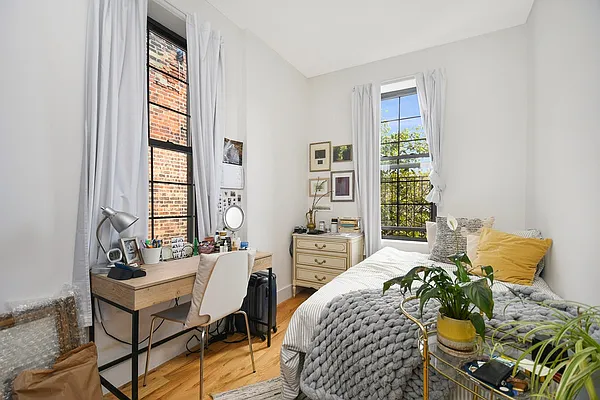 Rented by Bold New York | media 9