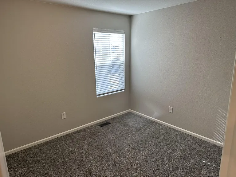 2948 Distant Rock Ave — Photo 7