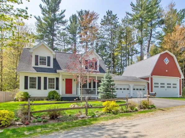 49 Clover Lane, Newport City, VT 05855