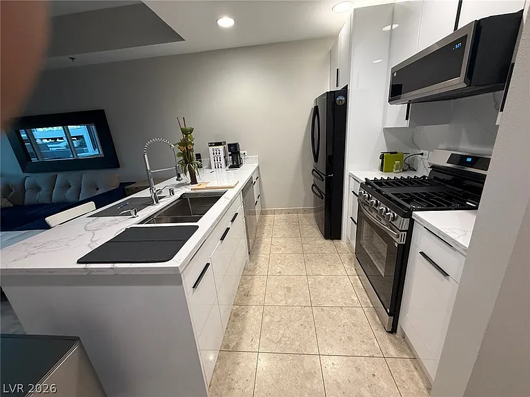 4525 Dean Martin Dr #401 — Photo 1