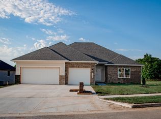 4499 E Hidden Oak St, Springfield, MO 65802