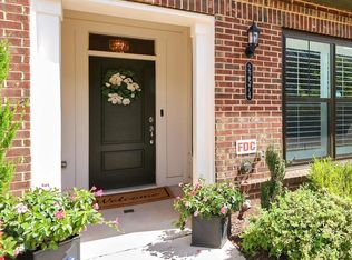 22574 Windsor Locks Sq, Ashburn, VA 20148