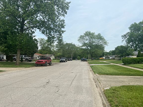 5th image of 4019 Thrush Dr