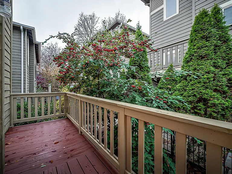 2107 E Jefferson St #2107SEATTLE — Photo 13