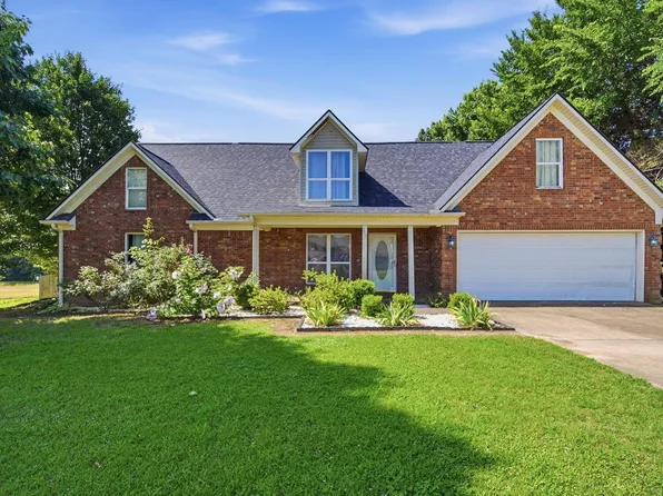 217 W Rae Dr, Munford, TN 38058