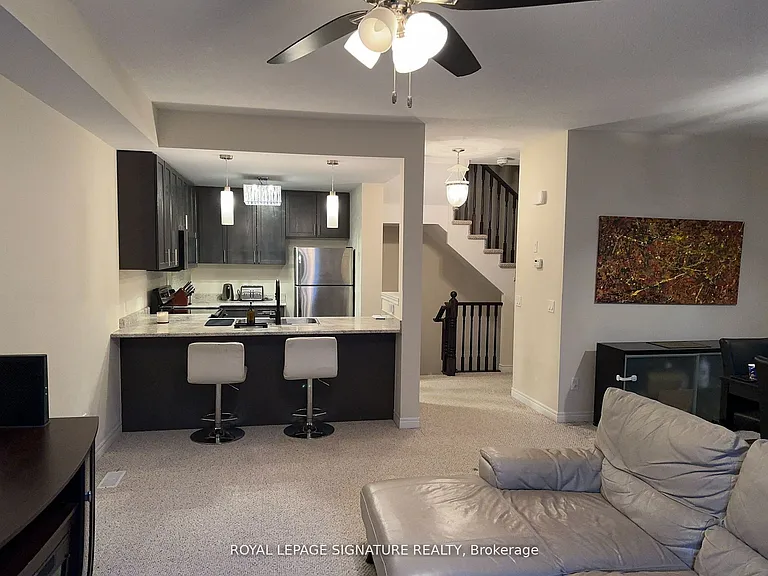 10 Waterview Dr — Photo 9