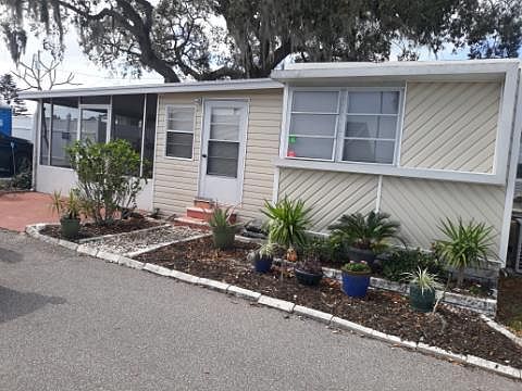2nd image of 46 Pool Side Dr #46