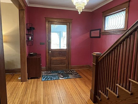 5th image of 519 Palace St