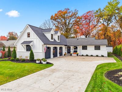 6588 2nd Ave, Independence, OH, 44131