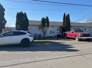 296 Walnut Ave, Kamloops, BC V2B1K3