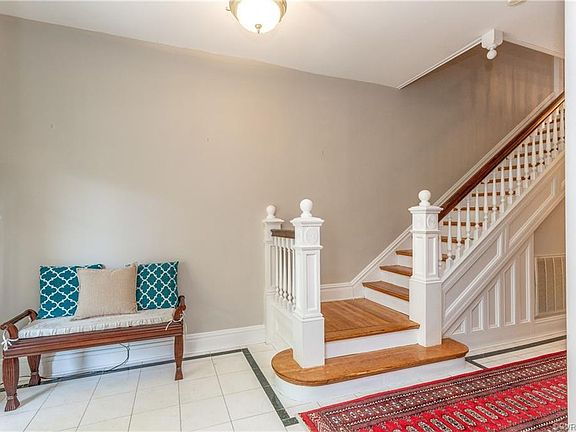 5th image of 2314 W Grace St