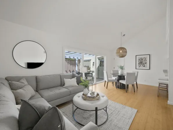 10933 Sweet Oak St, Cupertino, CA 95014