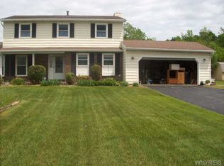 5235 Goodrich Rd, Clarence, NY 14031