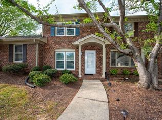 12 Prairie Trl Unit B, Greensboro, NC 27410