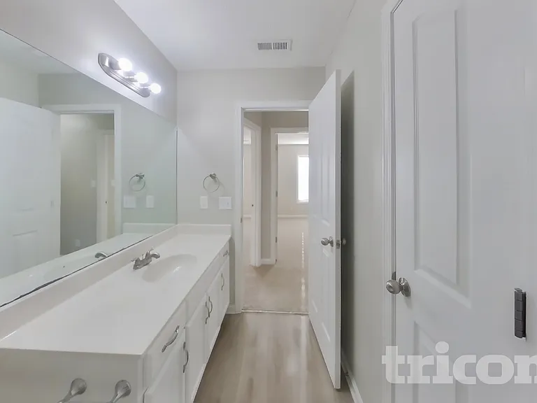 629 Wolfchase Dr — Photo 14