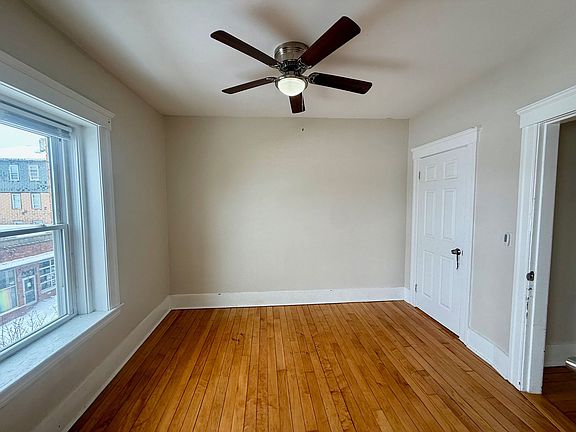 4th image of 23 Millbury St #25-4