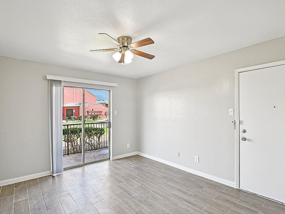 10-web-or-mls-Kuykendahl Rd office-S2502-010