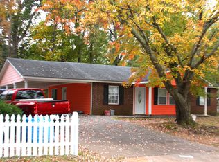 1212 Savannah Dr, Raleigh, NC 27610