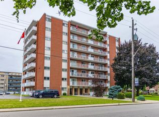 8 Woodman Dr S #805, Hamilton, ON L8K4C9