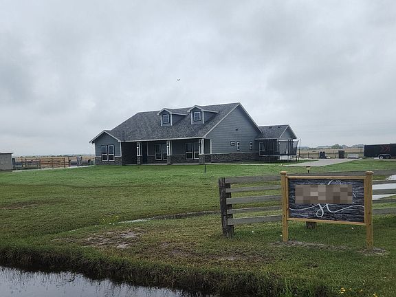 2nd image of 2395 County Road 47
