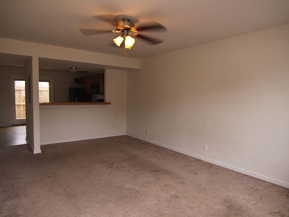 2nd image of 124 Coyote Ct APT 5