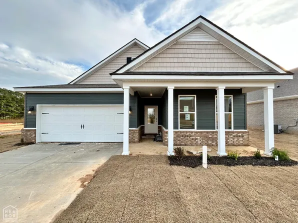 4833 Edgemont Dr, Jonesboro, AR 72405