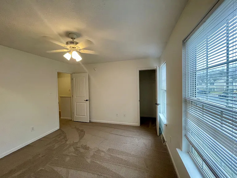 111 Old Tavern Cir #1 — Photo 24