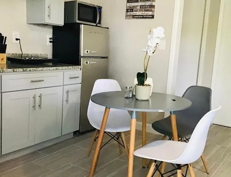 1138 Rosemary Dr #A — Photo 3