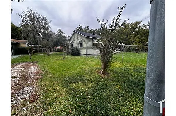 Building Photo - 2652 Merwyn Rd #2