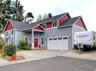 982 Covington Ct, Central Pt, OR 97502