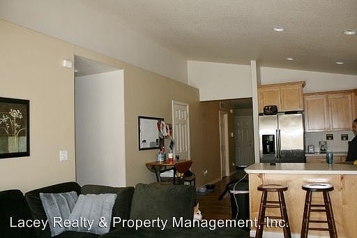 5th image of 3612 Astaire St NE